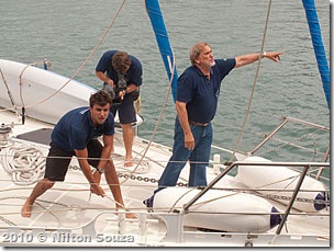 Aleixo, Alexei e Paulo durante a atracação no 2º Distrito Naval